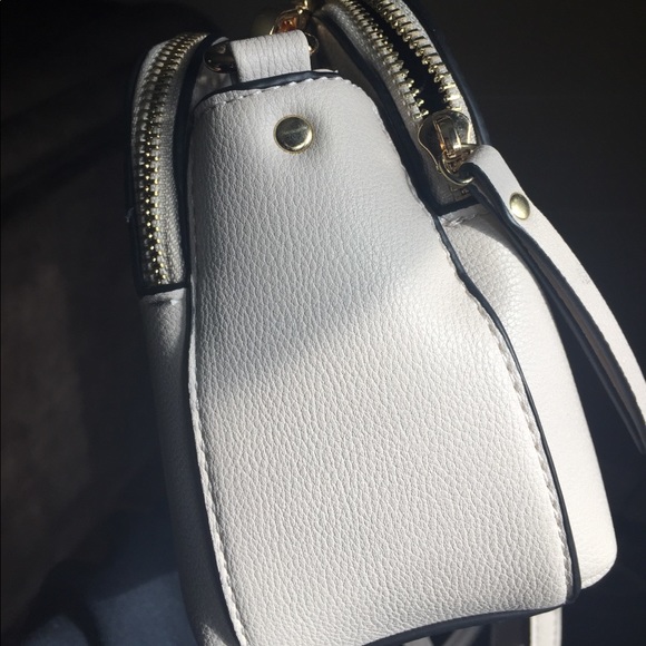 Aldo Bersone Crossbody Bag - Picture 6 of 7